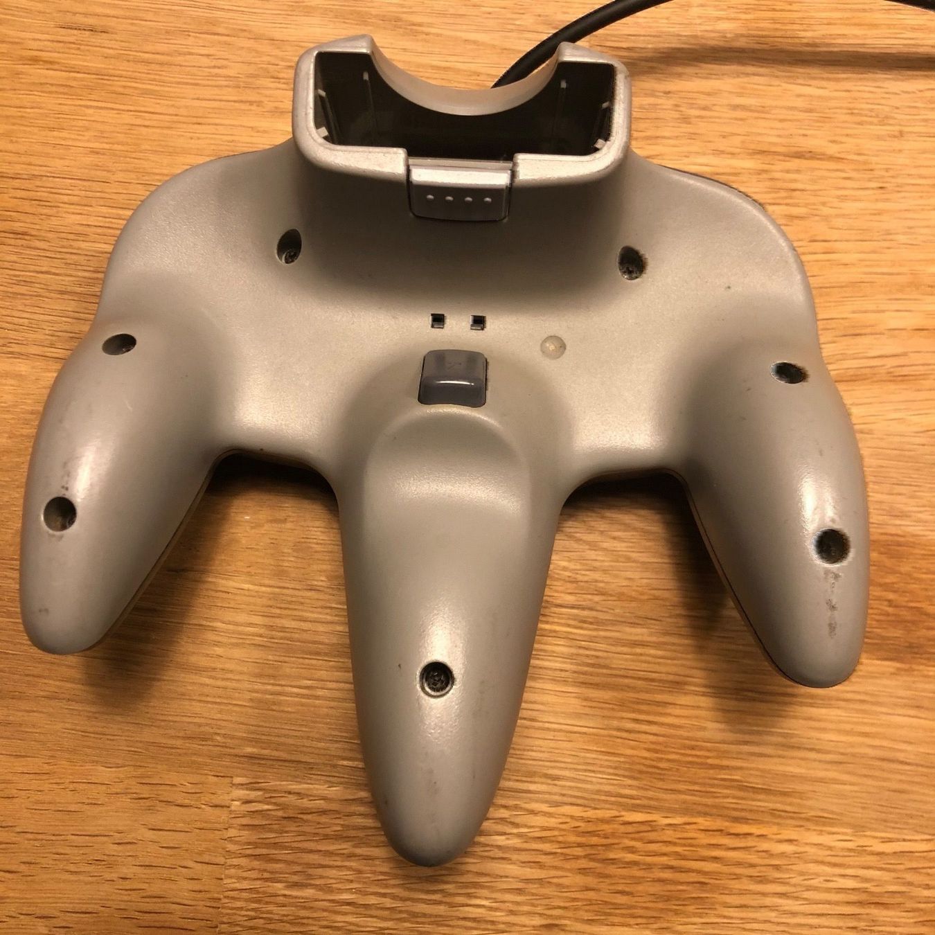 Controller: Original N64 Controller Schwarz/ Grau – Usato da Kestenholz venduto da Matti_10 1
