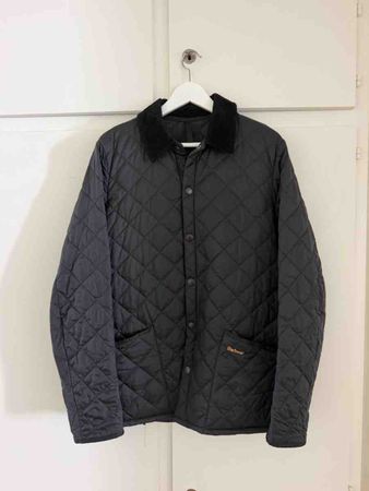 Barbour Steppjacke schwarz mit Kragen Grösse M
