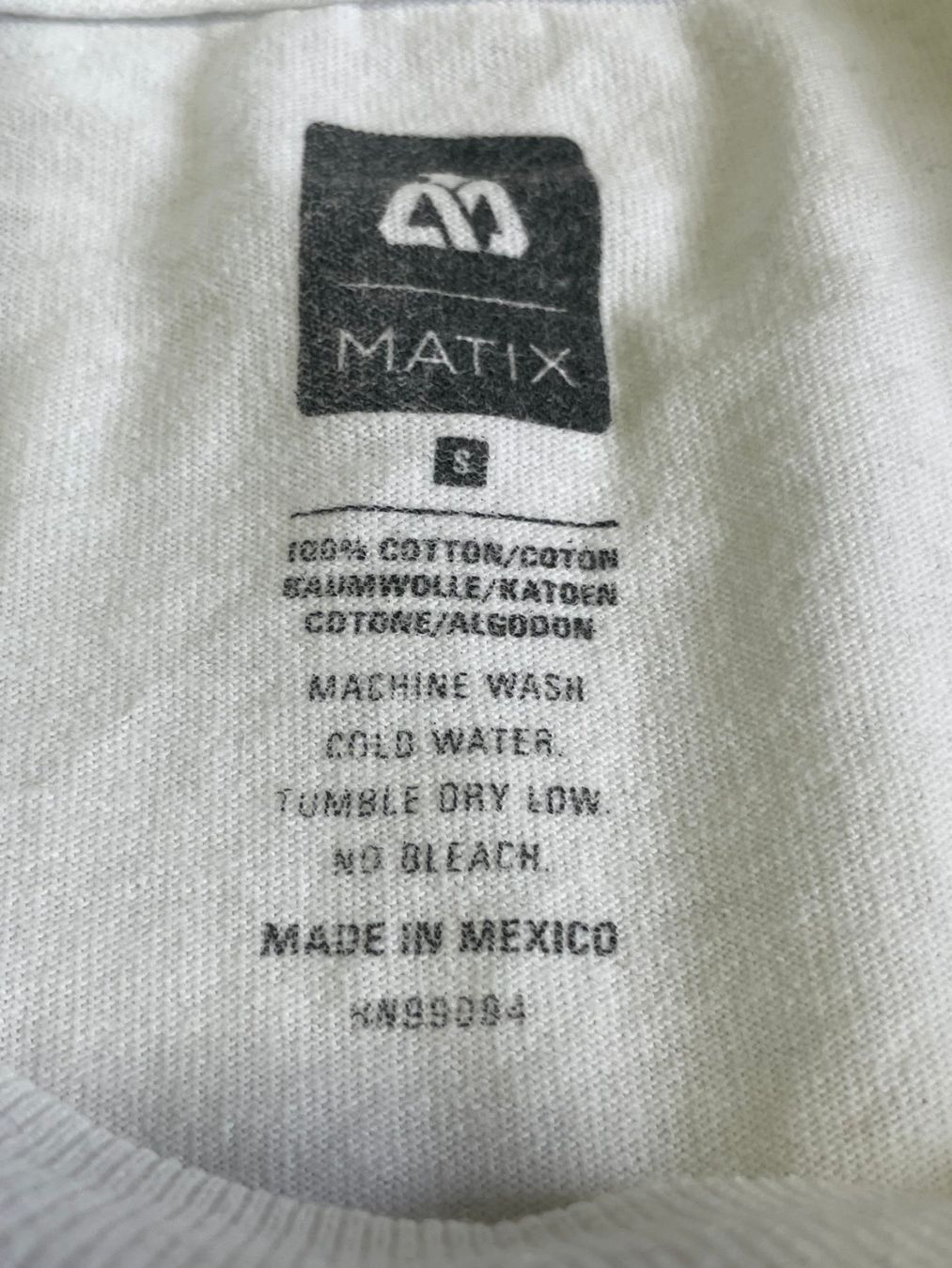 T-shirts: Y2K Matix Skateboard T-Shirt Size M – D'occasion à Zürich par le_souk 5