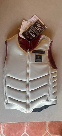 Gilet de choc Liquid Force Wake 
