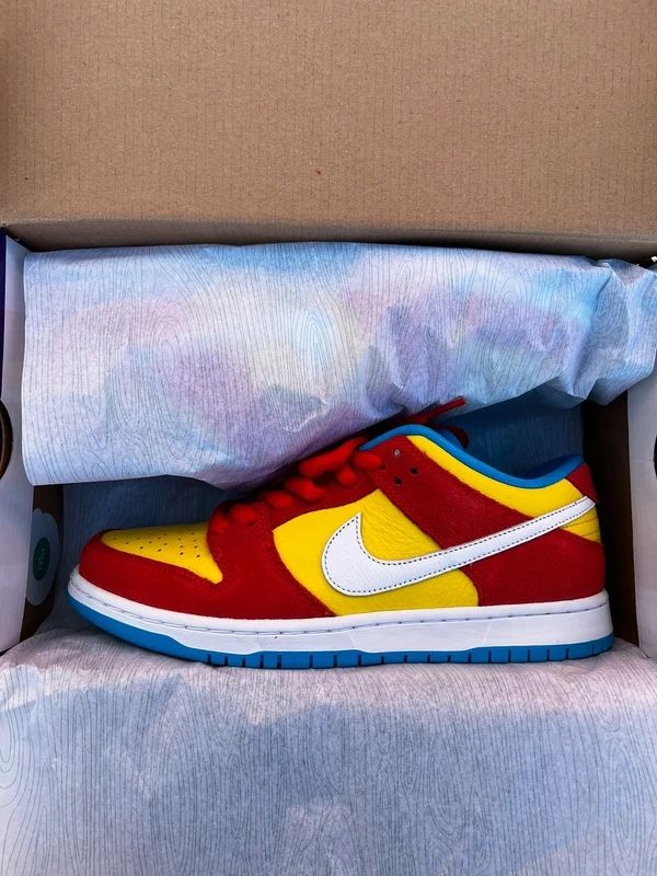 Nike Scarpe da uomo: Nike SB Dunk Low "Bart Simpson -! Taglia 42 – Nuovo (secondo la descrizione) da Réchy venduto da gar_x6yx
