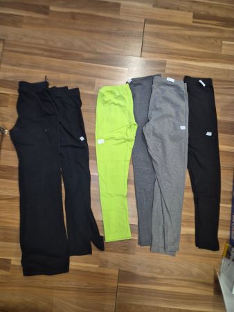 Hose plus 5 Leggings gr 146 K2