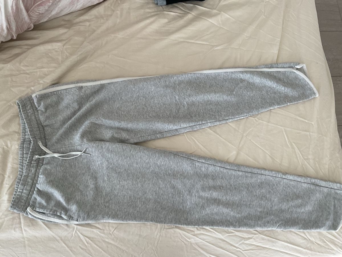 Kleiderpakete: Puma Damen Jogginghose Grau  – Gebraucht aus Ottenbach von aks_wyt2 3