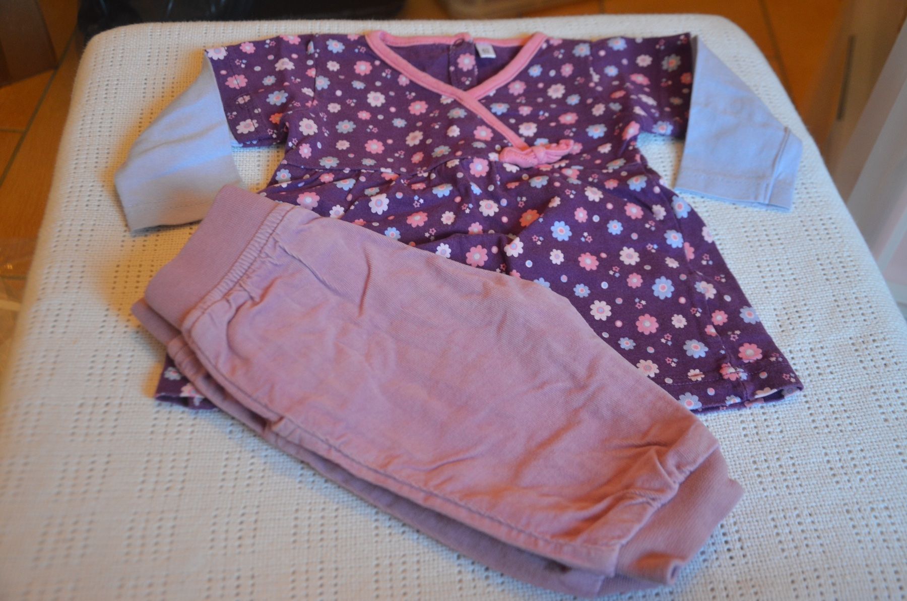 Lotti & Set di vestiti: TAILLE 62 – Usato da Chiasso venduto da Dolly015