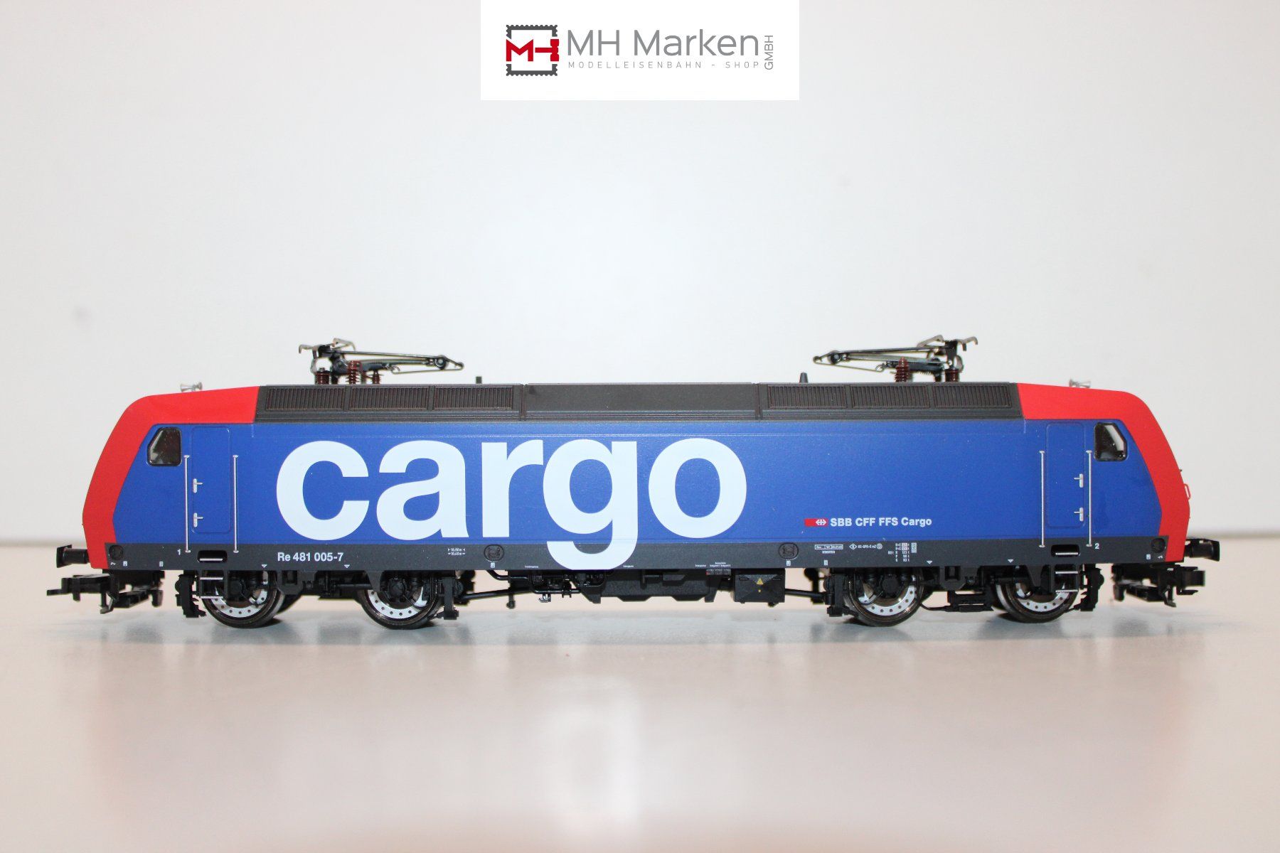 Fleischmann Modelleisenbahnen: Fleischmann 4323 SBB CFF FFS E-Lok Re 481 DC Analog H0 OVP – Gebraucht aus Basel von mhmarken