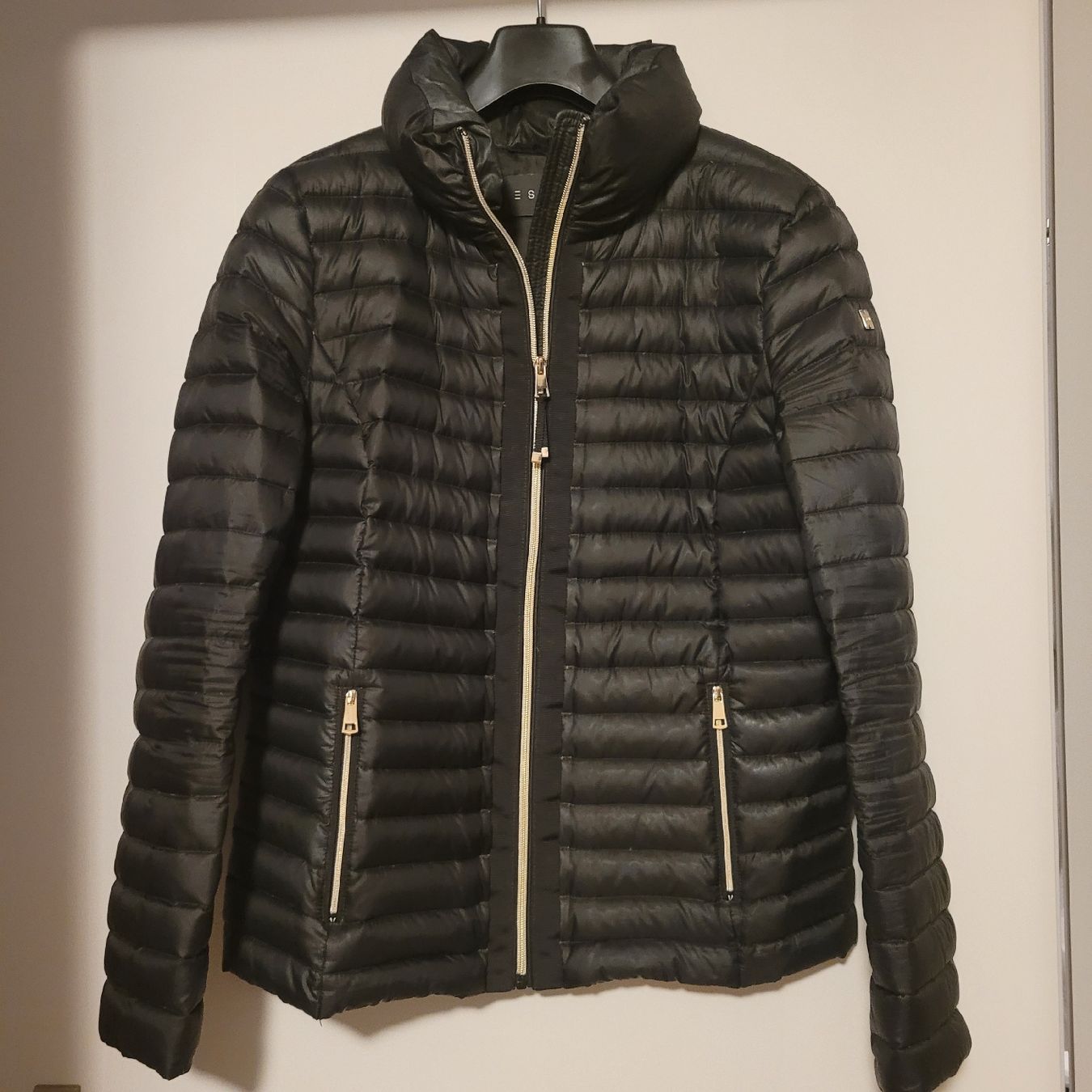 Esprit Giacche: Esprit Daunen Jacke Grösse  S – Usato da Schmerikon venduto da 7855 1