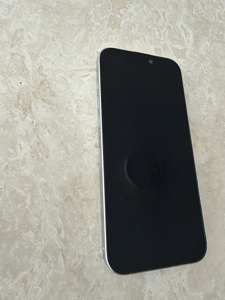 Apple Telefoni cellulari / Smartphones: Iphone 16 pro Max Weiss 512GB – Nuovo (secondo la descrizione) da Zürch venduto da Zuerich96. 6
