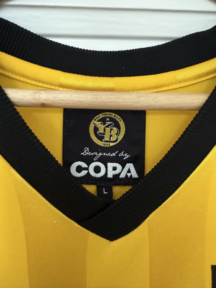 Canottiere & Pantaloni: BSC Young Boys Trikot – Usato da Bern venduto da Tottigoal1 1