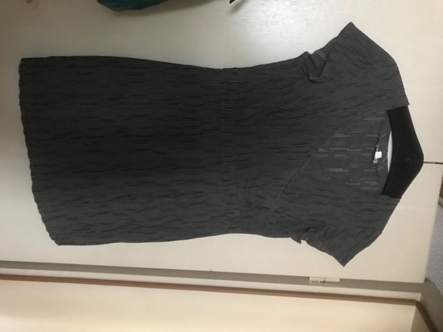 Heine Vestiti: Kleid – Usato da Gretzenbach venduto da Cantate
