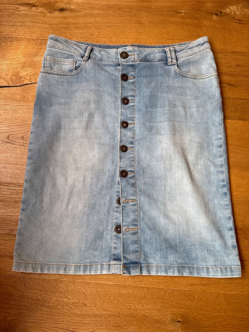 Manor Gonne: jeans jupe – Usato da gurzelen venduto da malu04 4