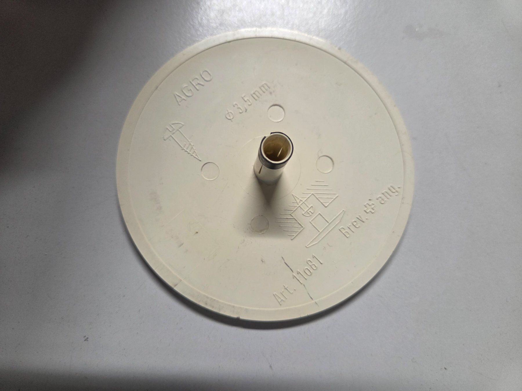 Spine: Deckenrosette d98 Abdeckung Steckabdeckung – Usato da Zürich venduto da Alibaba1234 1