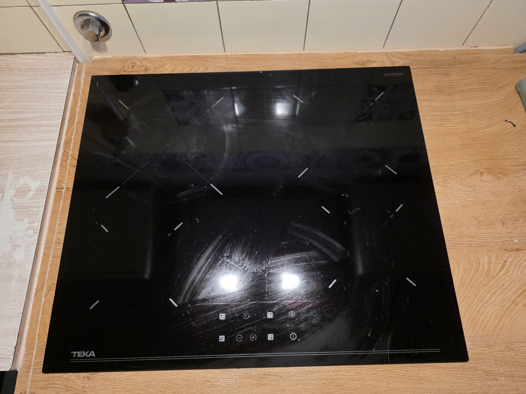 Herde: Plaque TEKA 4 zones vitrocéramique – Gebraucht aus Yverdon-les-Bains von chr_bx8x