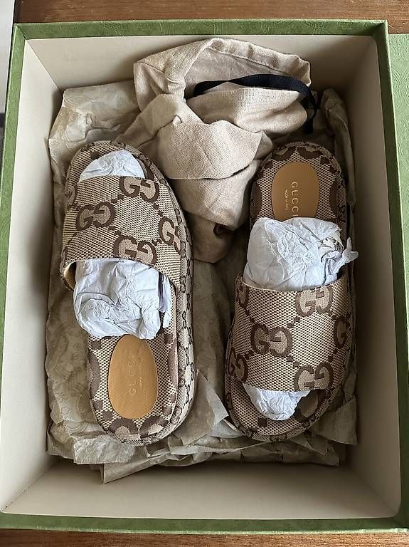 Scarpe da uomo: Gucci GG Canvas Slides – Usato da Erlinsbach SO venduto da VWV1