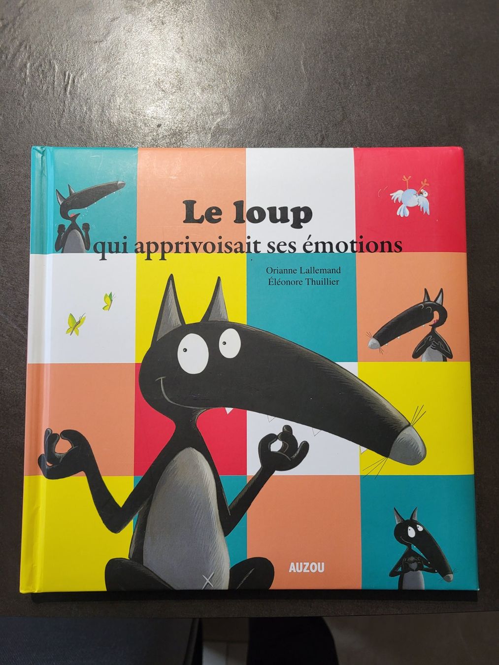 Livre Le loup qui apprivoisait ses émotions (D'occasion) à Gampelen — free download