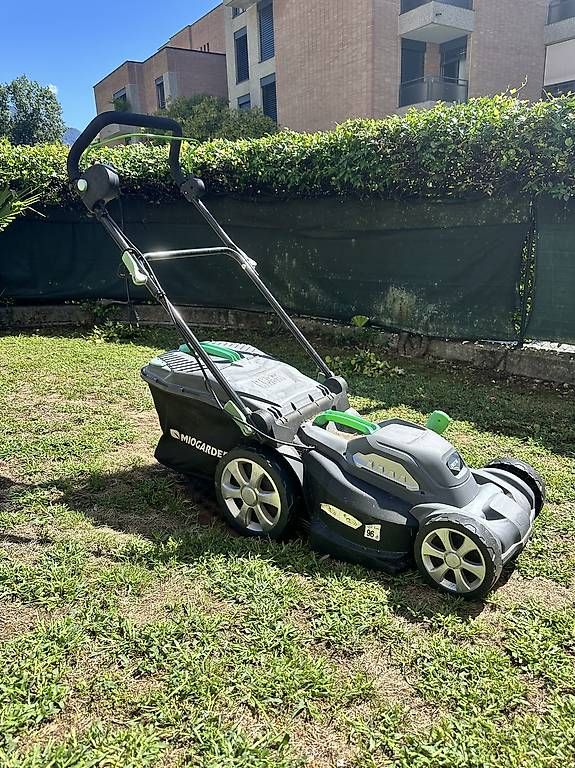 Tagliaerba: Tosaerba elettrico – Usato da Minusio venduto da ana_p5cx