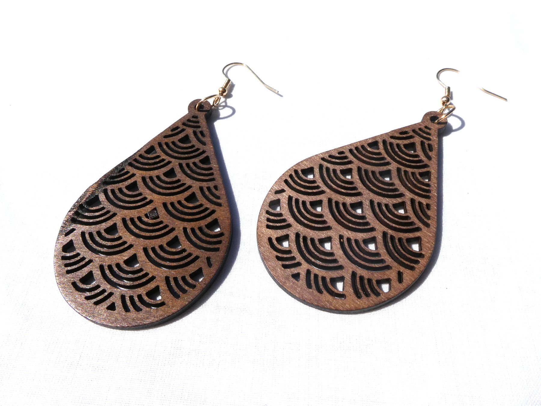 Orecchini pendenti & Orecchini a lobo: Grosse Ohrhänger aus Holz, Modeschmuck; neuwertig – Nuovo (secondo la descrizione) da Gattikon venduto da kaandooh