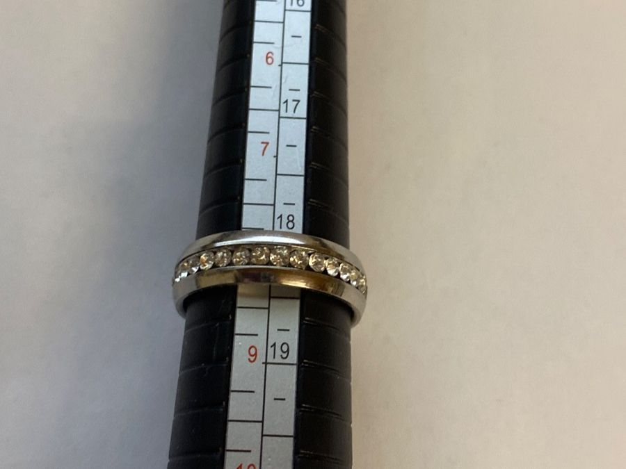 Ringe: Bague argentée avec strass taille 18-19 – Neu (gemäss Beschreibung) aus Le Brassus von cinema13 1