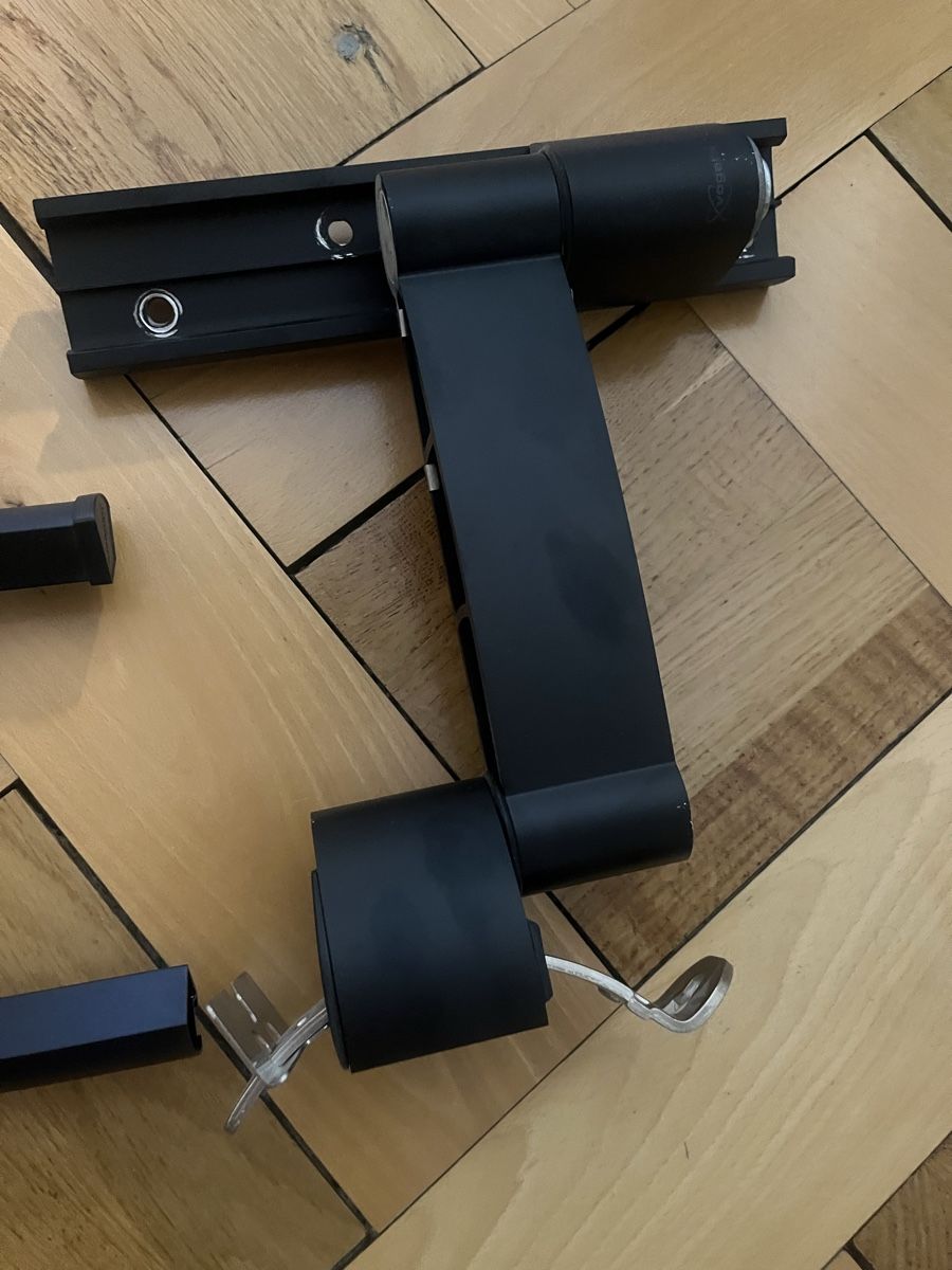 Supporti a parete: TV Wandhalterung schwenkbar – Usato da Bern venduto da ele_tg62 2