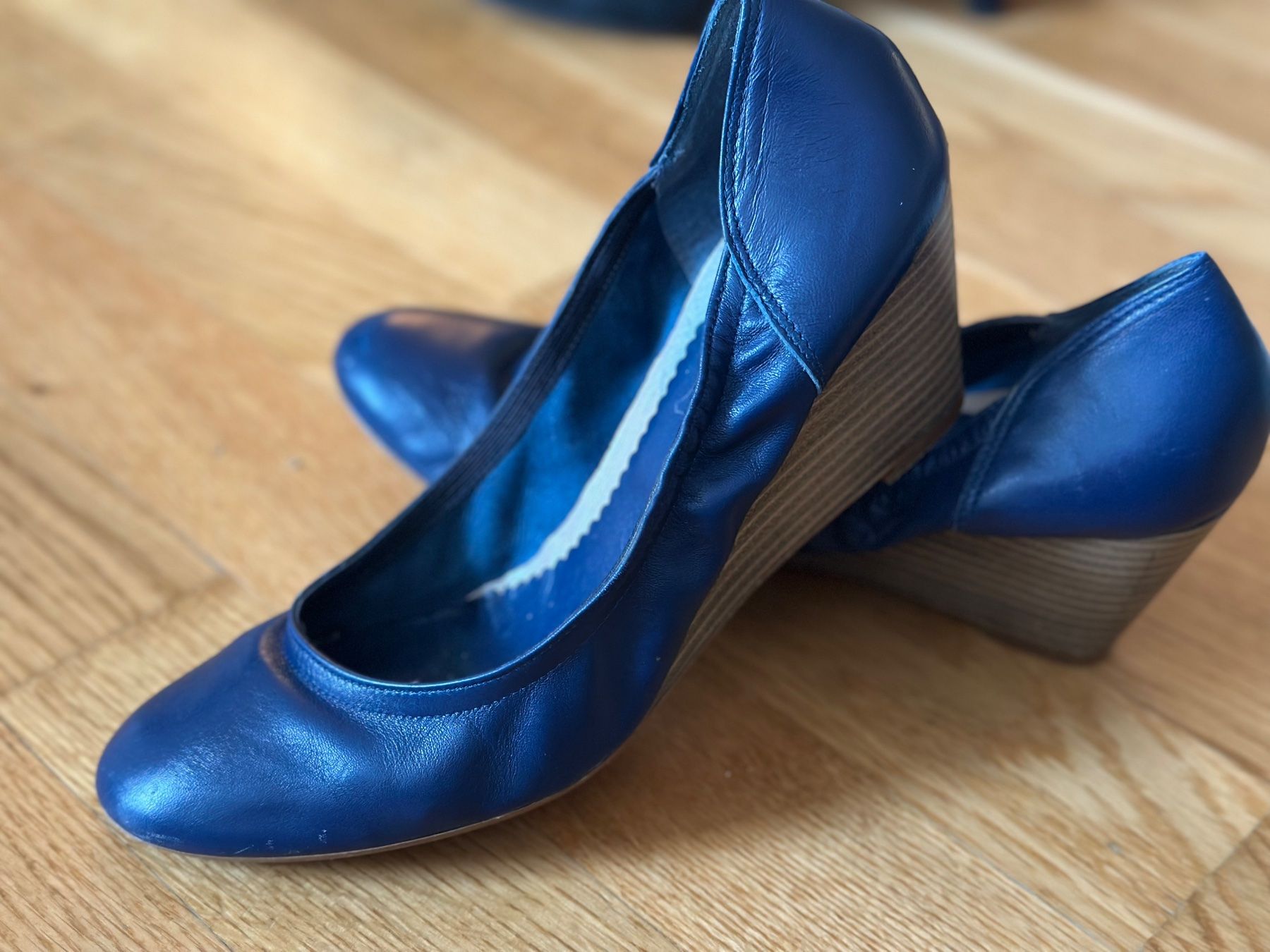 Scarpe da donna: Halbschuh dunkelblau 39 – Usato da Rothenburg venduto da wer_g9fd