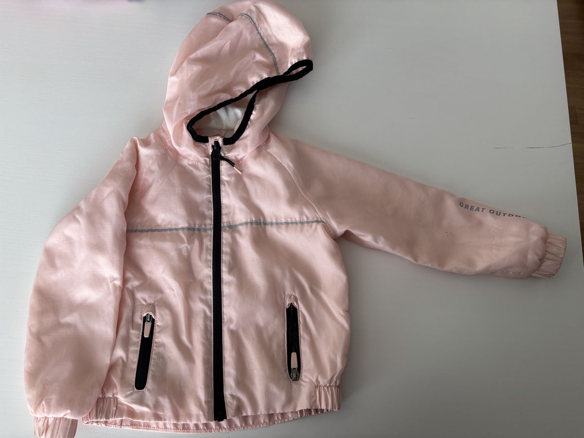 Giacche & Cappotti: Sommer Jacke Mädchen Grösse 104 – Usato da Wangen an der Aare venduto da Semadeni13