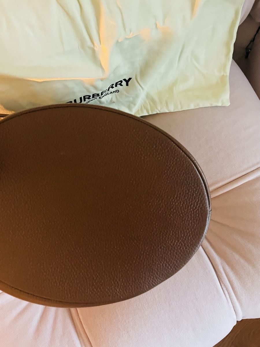 Burberry Borse da donna: Bucket Bag NEU, Burberry – Nuovo e nell'imballaggio originale da Tägerwilen venduto da CarolinaHerrera 4
