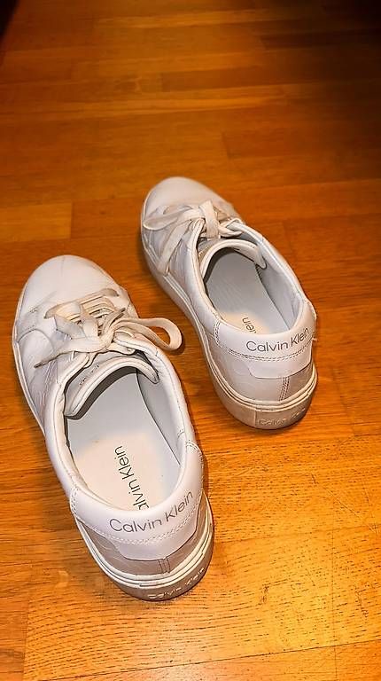Scarpe da uomo: Calvin Kleid Schuhe gr. 44 – Usato da Romanshorn venduto da cedoo8590 1