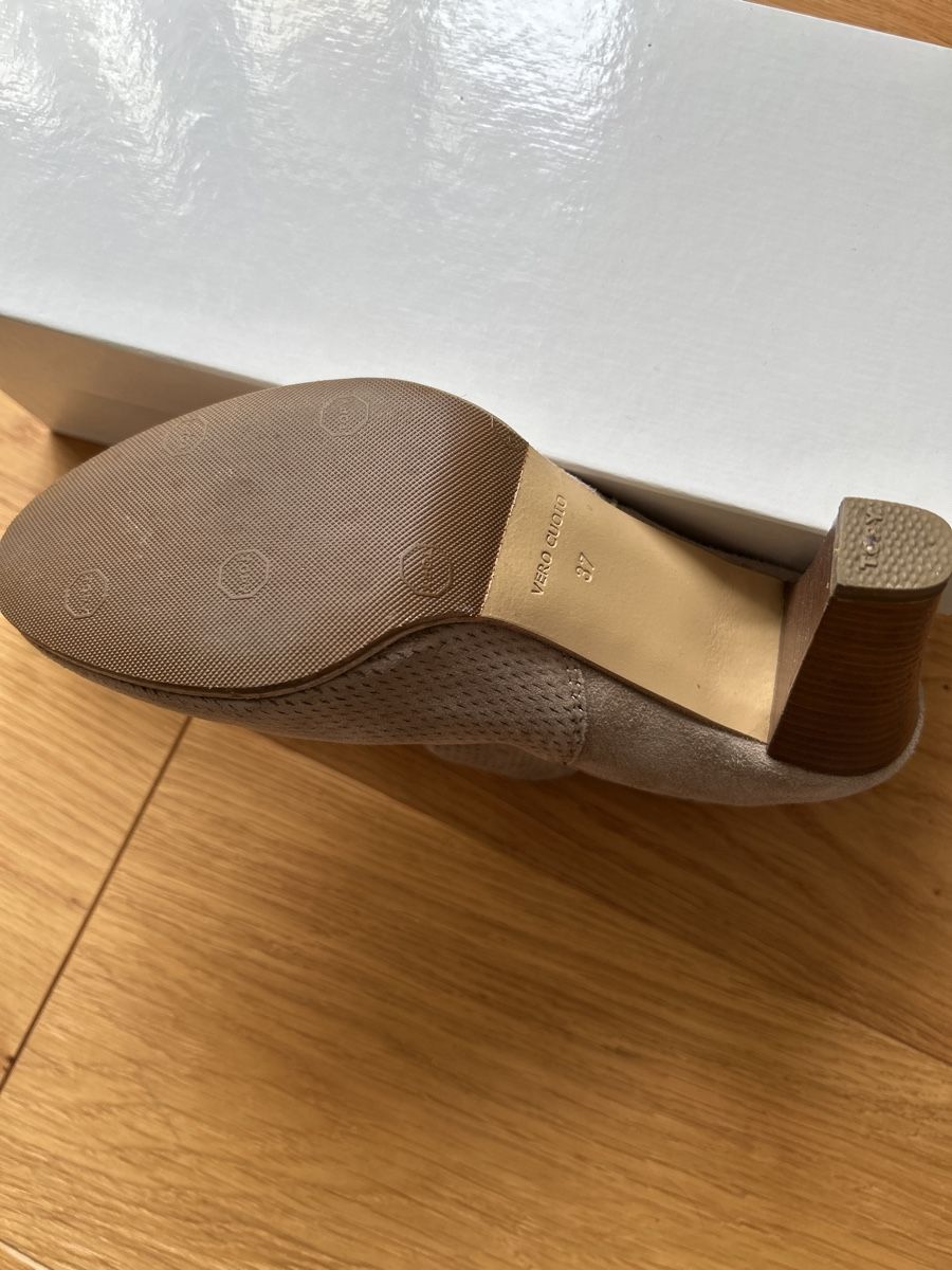 Scarpe da donna: Bottines daim état neuf – Nuovo (secondo la descrizione) da Burgdorf venduto da nat_kfq5 4