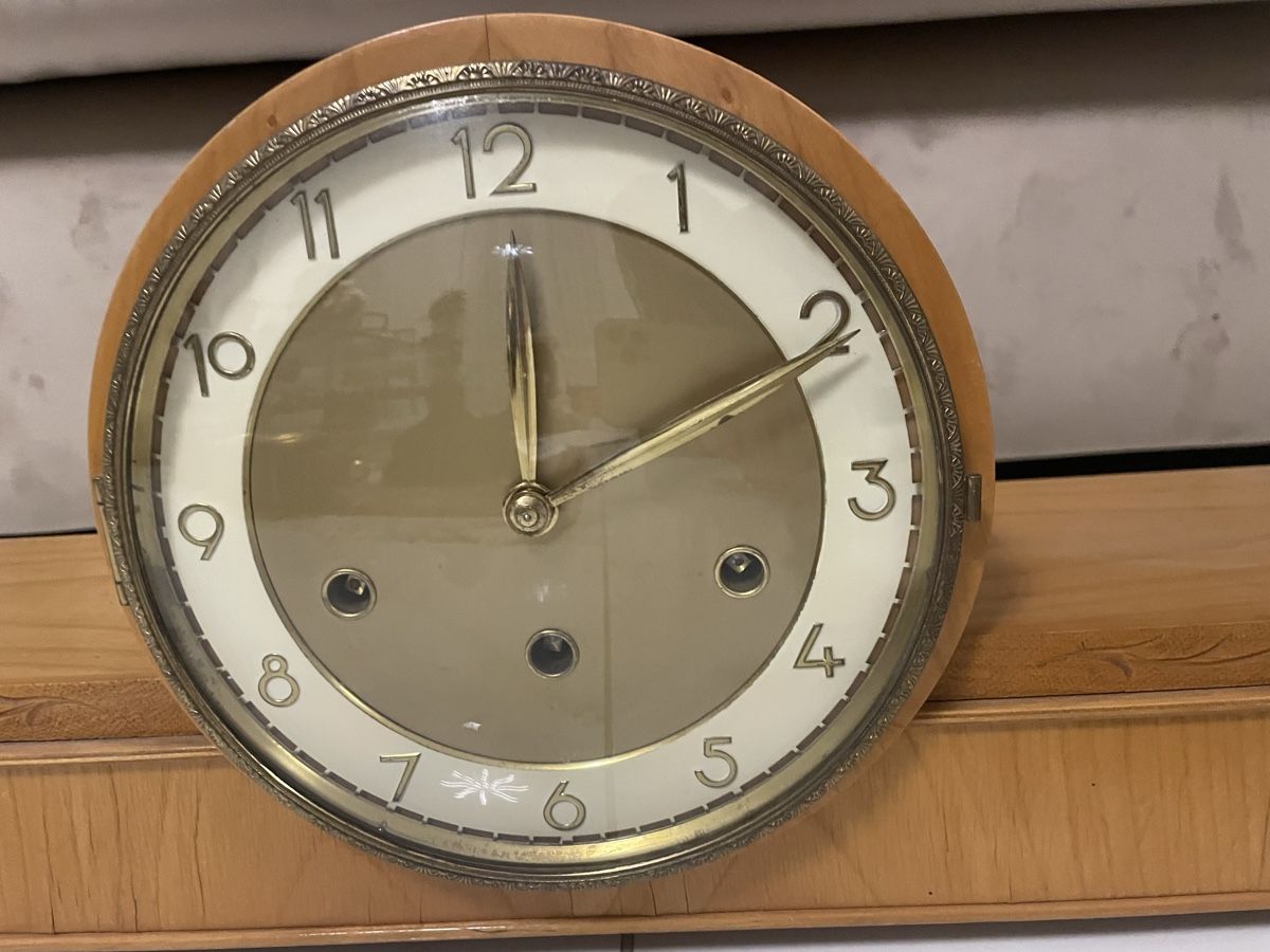 Orologi da terra & Orologi da parete: Horloge – Usato da Epalinges venduto da Has_yhj9 1