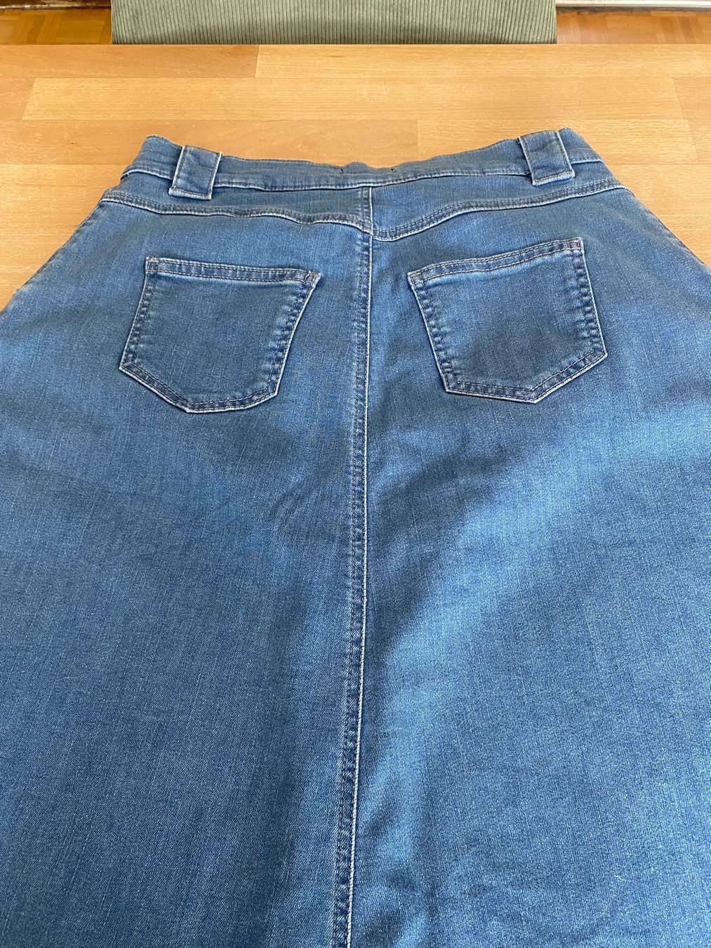 Gonne: Jeansrock – Usato da Ehrendingen venduto da nerokas 2
