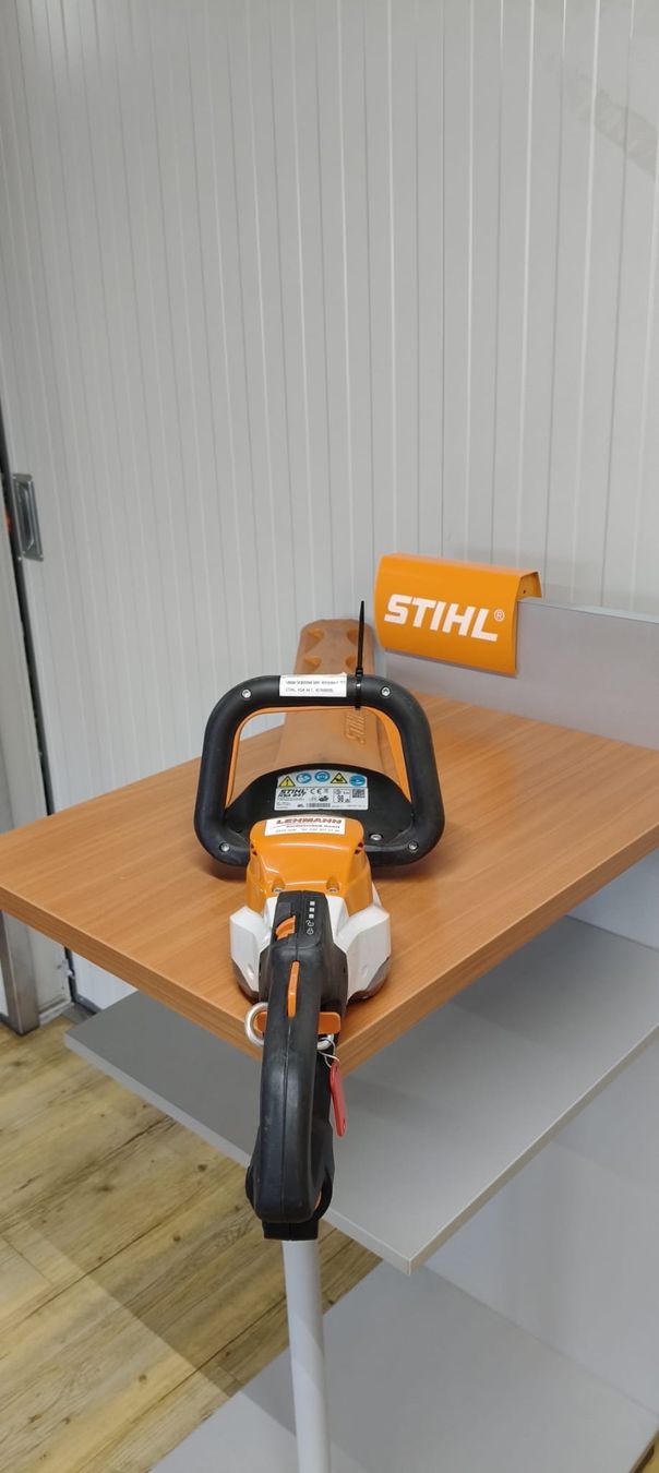 Stihl Tutti gli attrezzi: HSA 94T Stihl Akkuheckenschere – Usato da Sutz venduto da Shop_LehmannGT 1