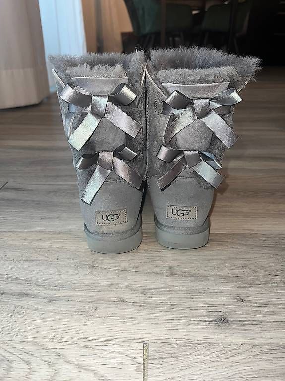 Damenschuhe: UGG Boots Grau (39) – Gebraucht aus Wädenswil von Volvic13 2