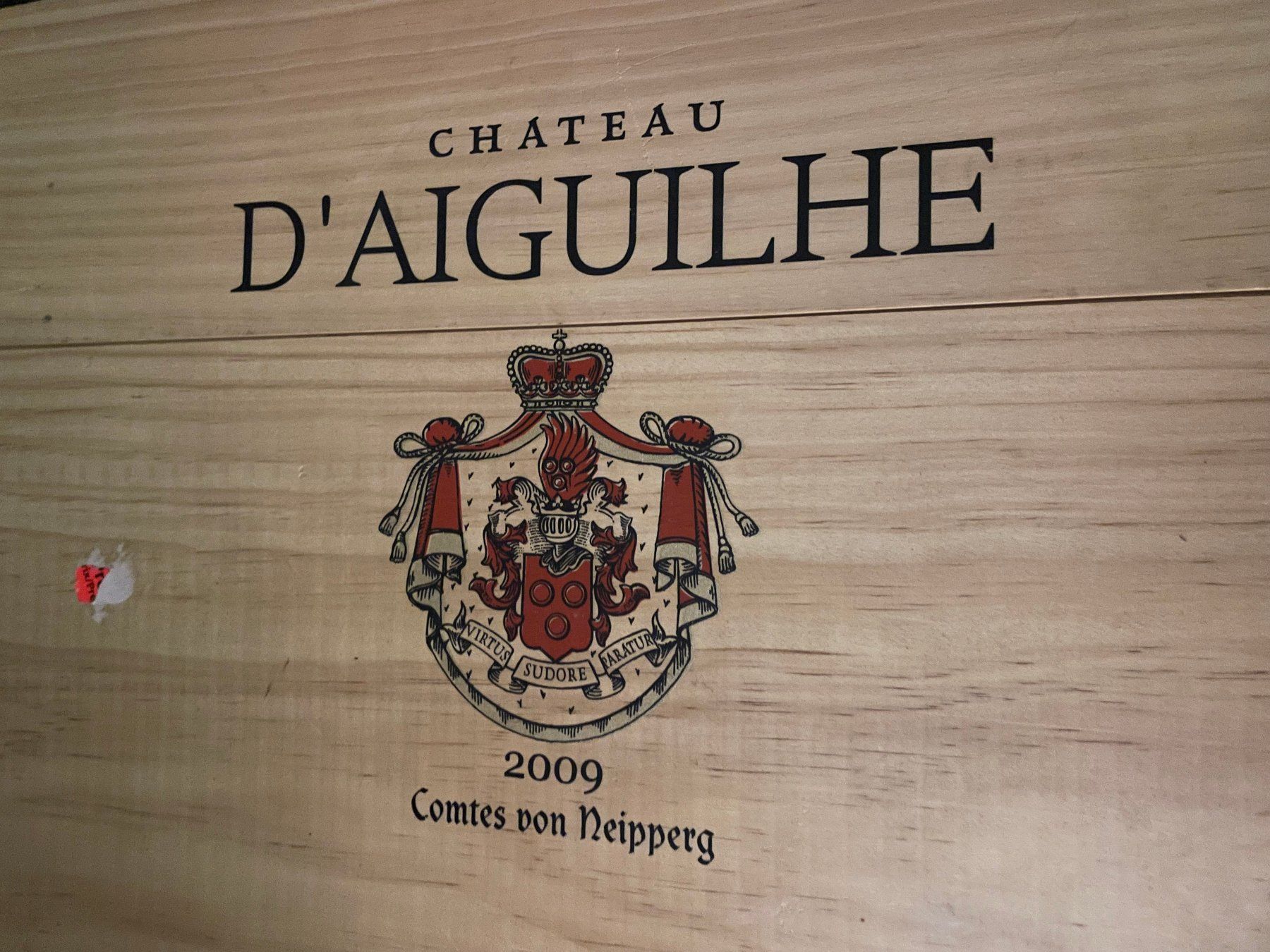 Vino: Chat. D`Aiguilhe  - Comte de Neipperg - Cotes Bordeaux 2009 – Nuovo (secondo la descrizione) da Rodersdorf venduto da luculus46