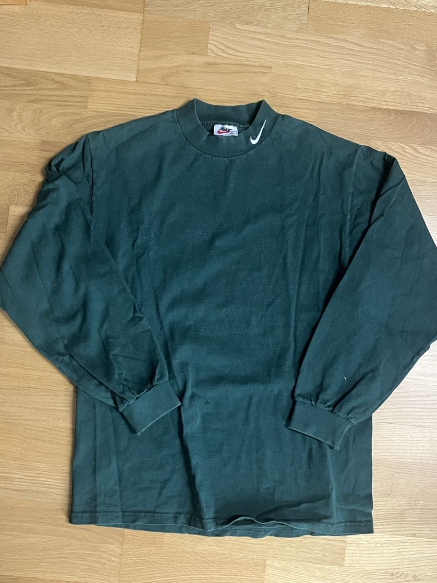 Nike Pullover & Sweatshirts: Nike Sweatshirt – Gebraucht aus Ostermundigen von nils.mani