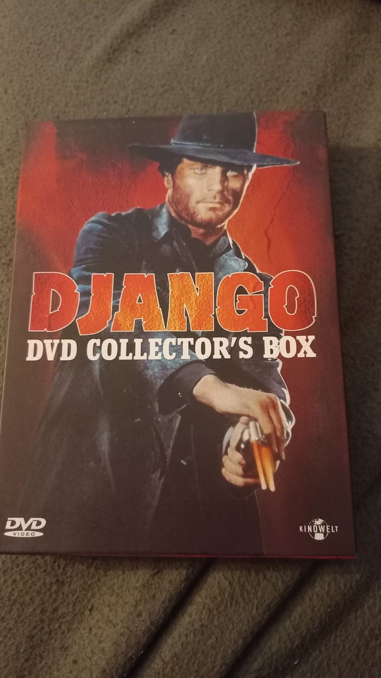 Tutti i DVDs: DJANGO - 3 DVD COLLECTOR'S BOX – Usato da Olten venduto da Donatello1984