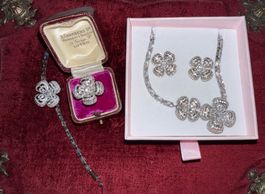 Ensemble de bijoux trèfle à quatre feuilles