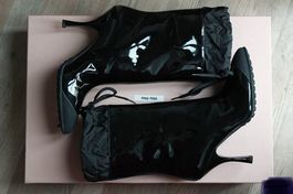 Neu MIU MIU Stiefel UVP- 1200 chf / Gr. 40