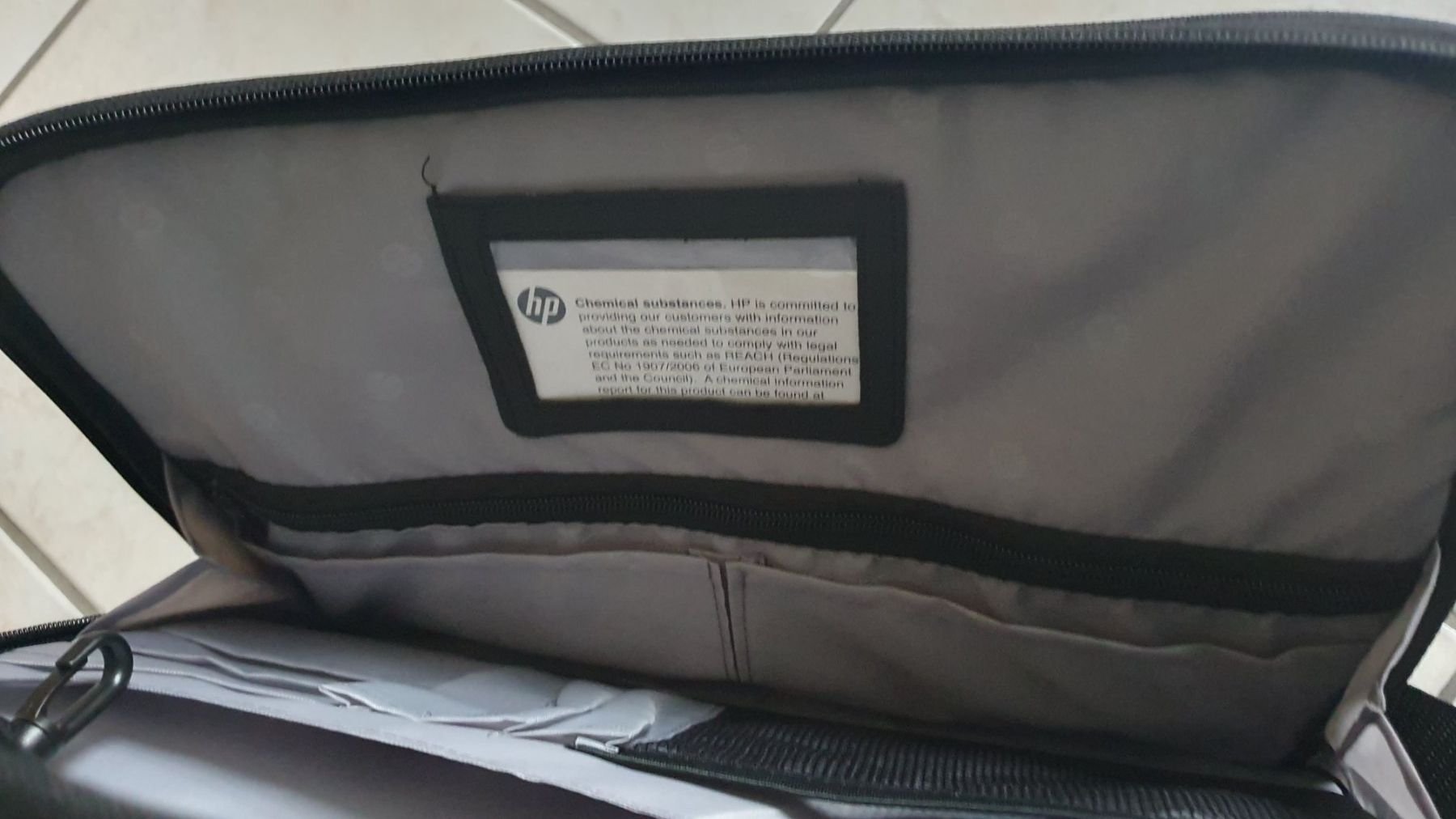 Borse: HP Laptoptasche Stoffe – Usato da Winterthur venduto da Ywan1 6