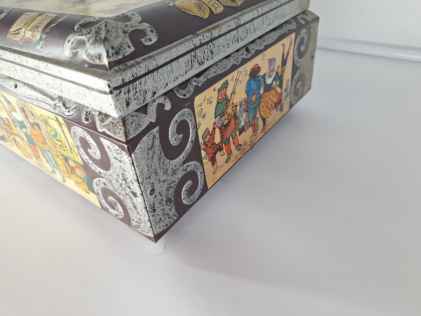 Truhen: Blechdose mit Motiv Nürnberg 1599 SCHMIDT – Gebraucht aus Horw von lee_mml6 4