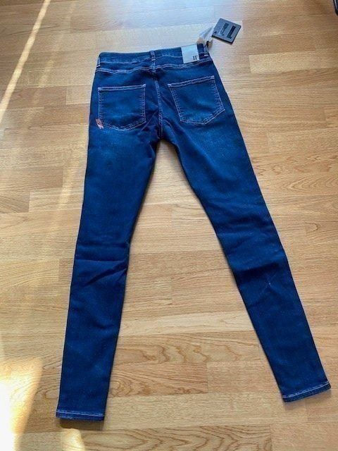 Jeans: Jeans 11degrees Gr. 38/40 NEU – Nuovo e nell'imballaggio originale da Horn venduto da Resvi 1