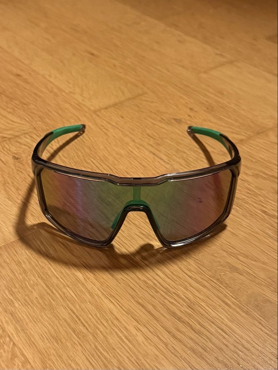 Occhiali & Lenti: Lunette de soleil  – Usato da Savièse venduto da te_luy 1