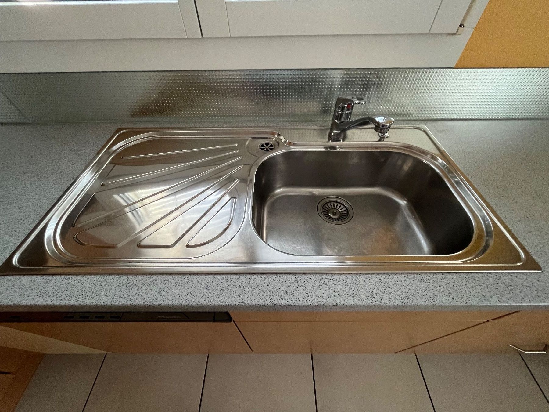 Cucine complete: Gebrauchte Küche mit teilweise neuen Geräten – Usato da Neuenkirch venduto da lar_qw55 8