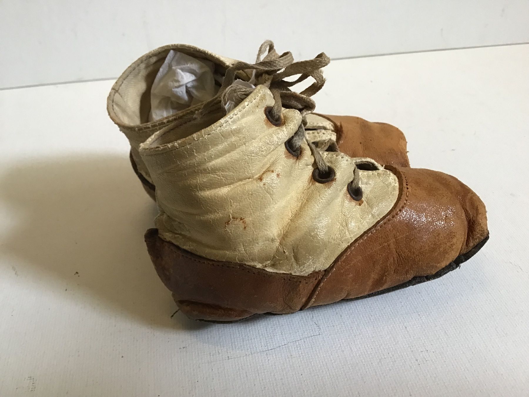 Gamaschen & Bandagen: Uralte Antike Gamaschen  Kinder Lederschuhe – Gebraucht aus St. Gallen von Goldlilly 1