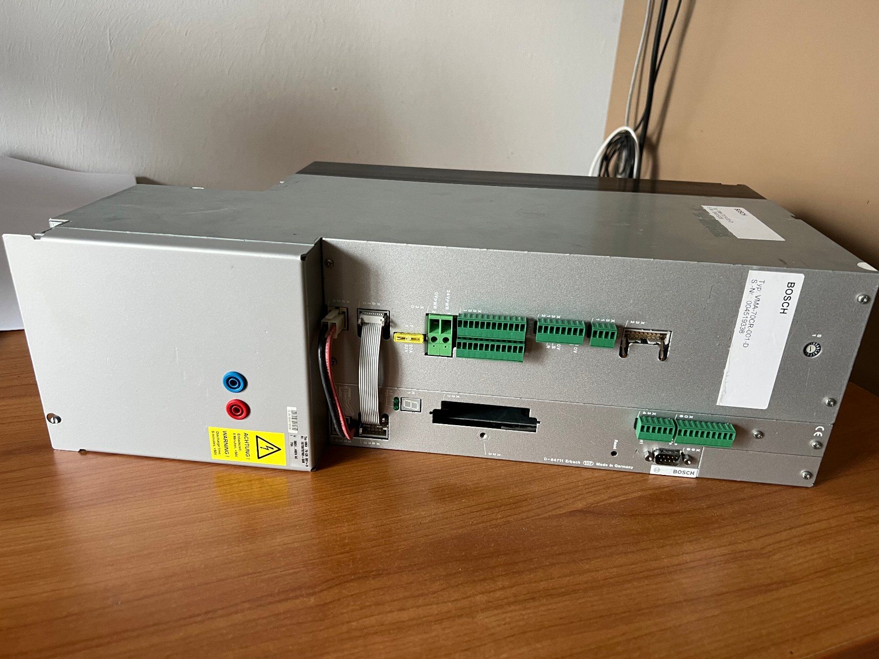 Bosch Componenti elettronici: Bosch Versorgungsmodul Typ VMA 70 CR 001-D – Usato da Oberdorf BL venduto da xez_wl9l 7