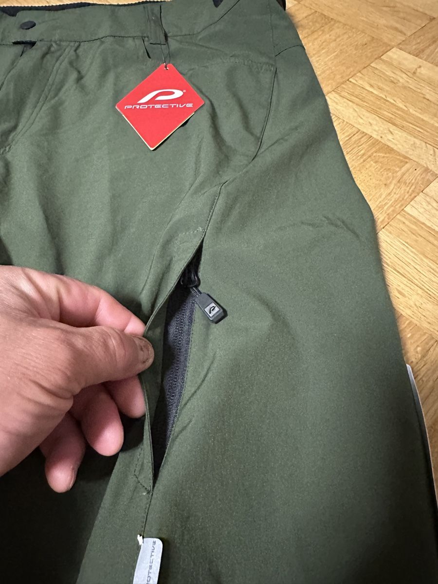 Pantaloni: Protective P-Valey, Bikeshort Herren, Olive, L – Nuovo e nell'imballaggio originale da Neuchatel venduto da feta_ze 2