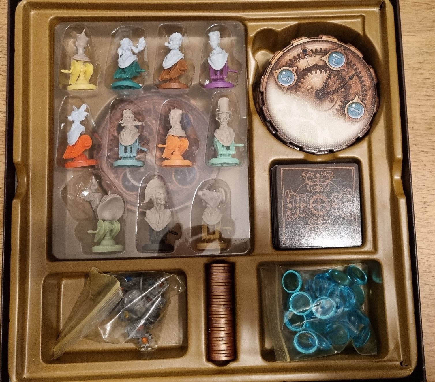 Spiele: On her Majesty's Service (englisch) – Neu (gemäss Beschreibung) aus Brugg AG von jade16 2