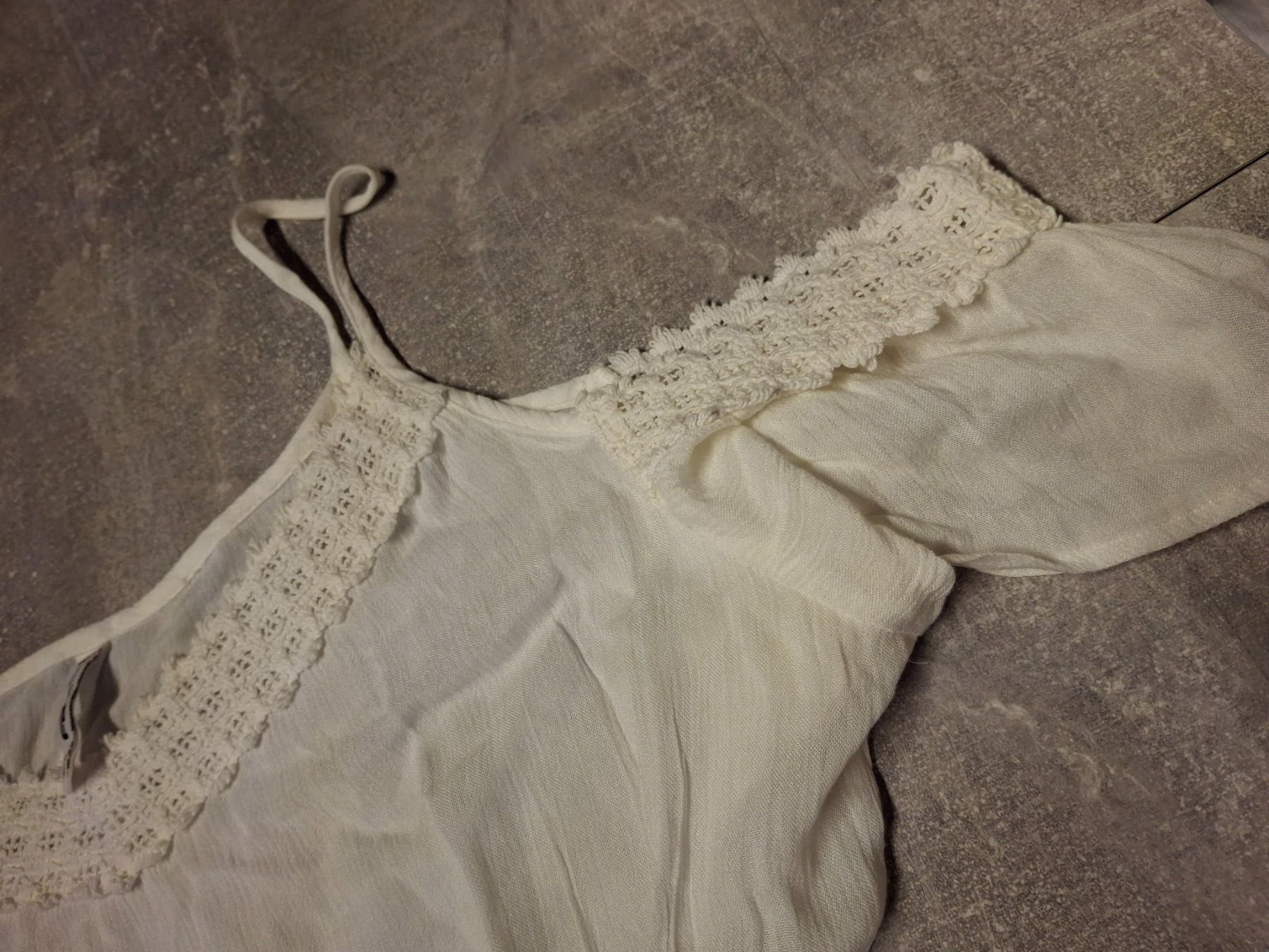 Jumpsuits: Combinaison short taille M marque FB Sister – Gebraucht aus Villiers von san_jn5w 3