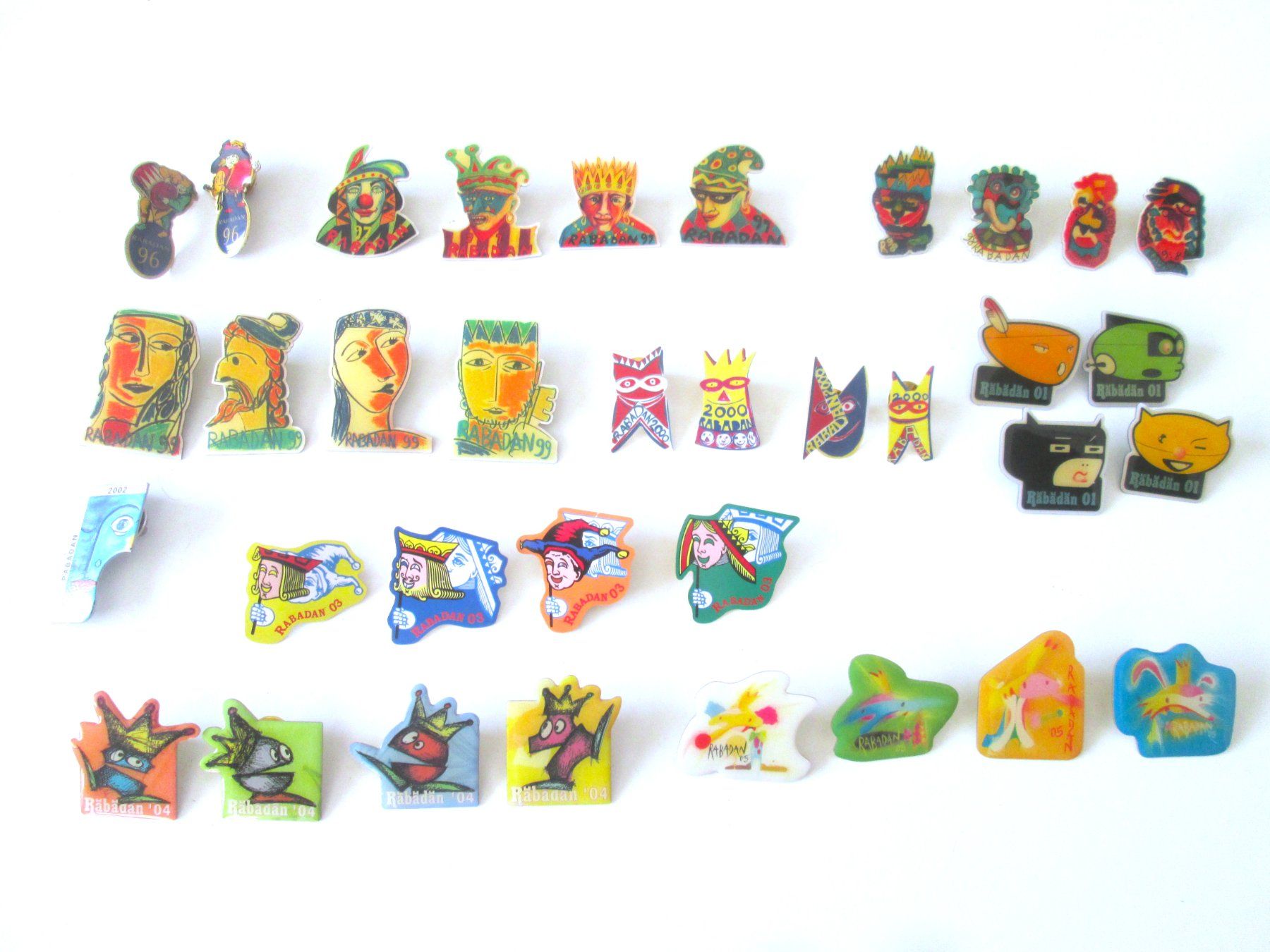 Placchette & Badge: 35 pins Rabadan – Usato da Sementina venduto da babucia