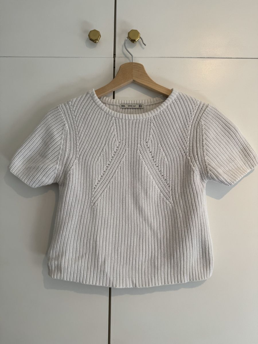 Zara T-shirt: Tshirt Zara blanc knit - Taille M – Usato da Genève venduto da sar_852v