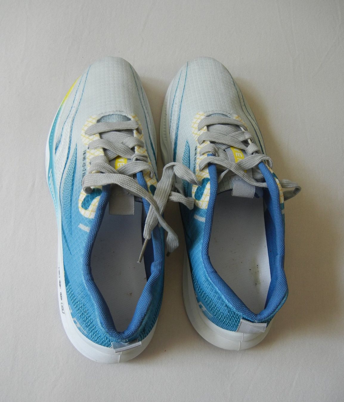 Scarpe da uomo: FREIZEITSCHUHE  Grösse 43 – Nuovo (secondo la descrizione) da Bern venduto da Mekongbeach 1