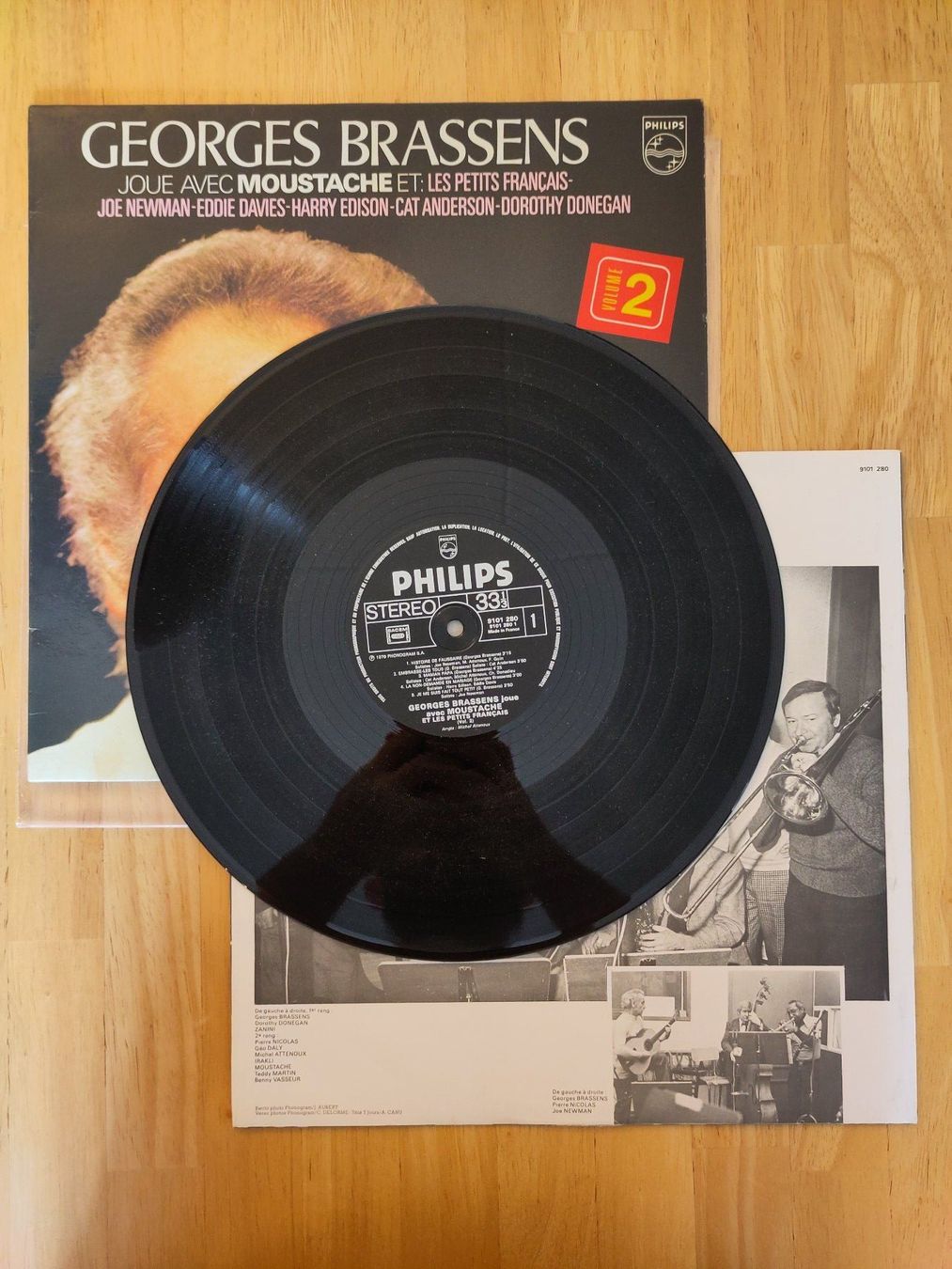 Dischi in vinile: Georges Brassens | "Joue Avec Moustache vol. 2" | LP – Usato da Lausanne venduto da Otvald 2